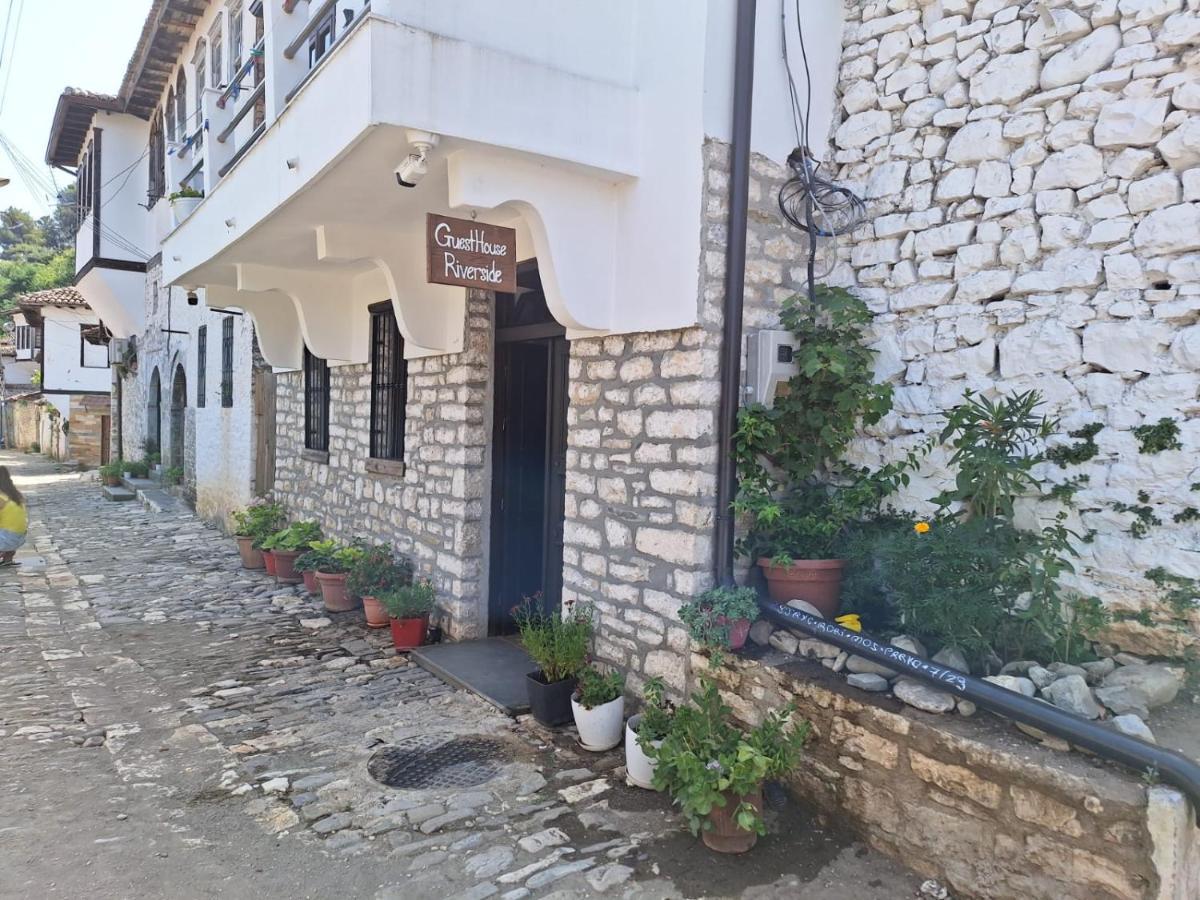 Guesthouse Riverside Berat Exterior photo
